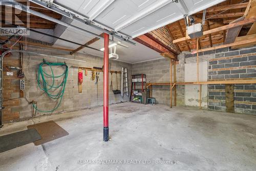 5 Bethune Boulevard, Toronto, ON - Indoor