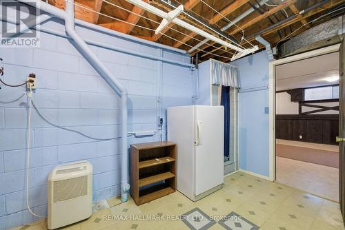 5 Bethune Boulevard, Toronto, ON - Indoor Photo Showing Basement