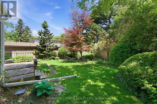 5 Bethune Boulevard, Toronto, ON - Outdoor