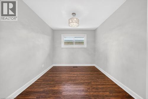 118 West 33Rd Street, Hamilton, ON - Indoor Photo Showing Other Room