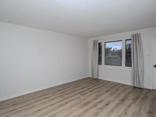435 Dublin Avenue, Thunder Bay, ON - Indoor Photo Showing Other Room