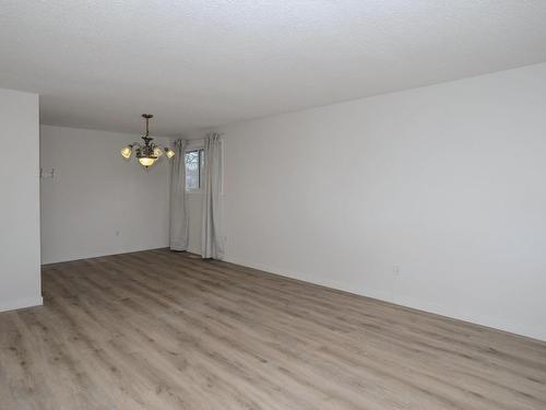 435 Dublin Avenue, Thunder Bay, ON - Indoor Photo Showing Other Room