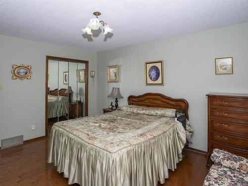 149 Masters Street, Thunder Bay, ON - Indoor Photo Showing Bedroom