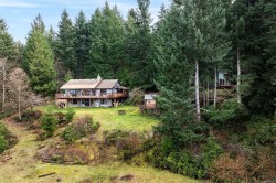 1691 Strathcona Heights Rd Shawnigan Lake, BC V8H 2A9