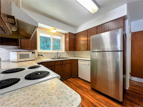 3246 Gibbins Rd, Duncan, BC 