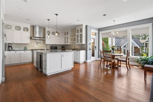 459 Twillingate Rd, Campbell River, BC 