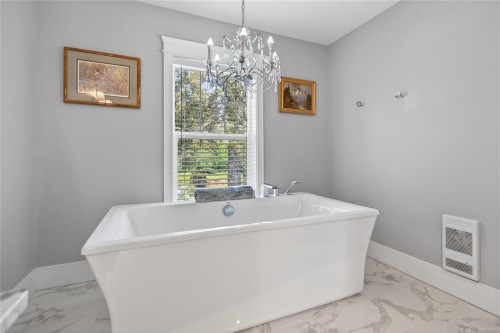 459 Twillingate Rd, Campbell River, BC 