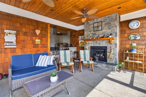 459 Twillingate Rd, Campbell River, BC 