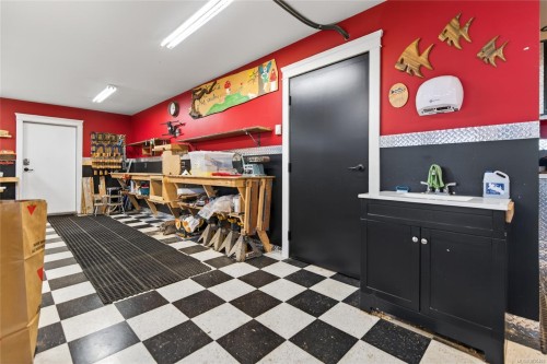 459 Twillingate Rd, Campbell River, BC 