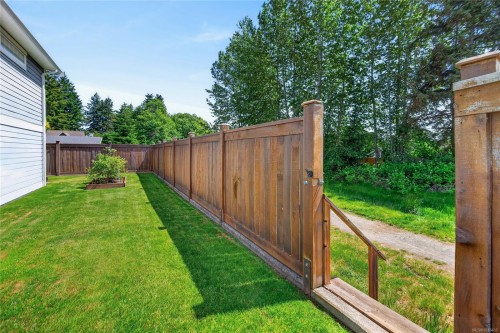 459 Twillingate Rd, Campbell River, BC 