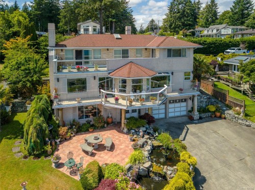 5200 Polson Terr, Saanich, BC 