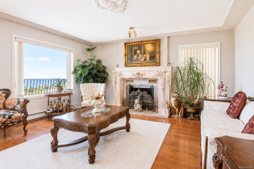 5200 Polson Terr, Saanich, BC 