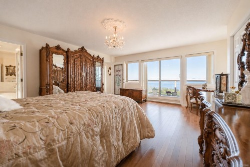 5200 Polson Terr, Saanich, BC 
