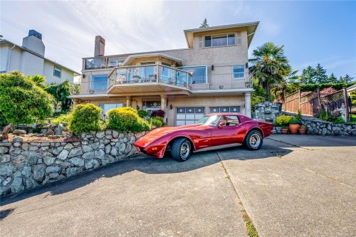 5200 Polson Terr, Saanich, BC 