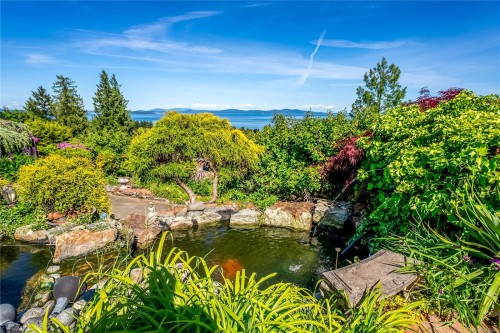 5200 Polson Terr, Saanich, BC 