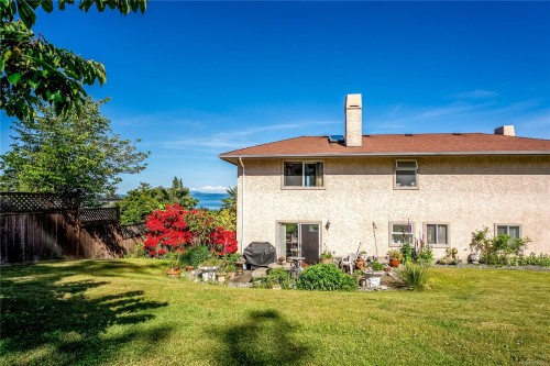 5200 Polson Terr, Saanich, BC 