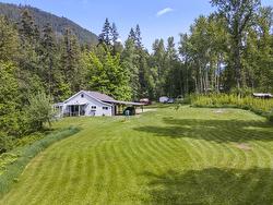 5510 Duck Creek Road  Wynndel, BC V0B 2N2
