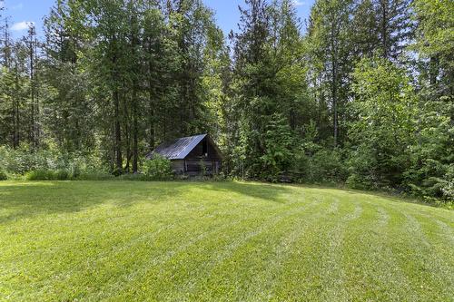 5510 Duck Creek Road, Wynndel, BC - Outdoor