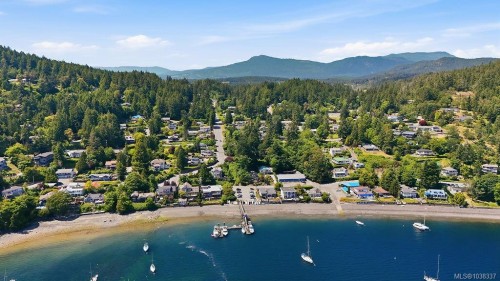 1068 Manley St, Duncan, BC 