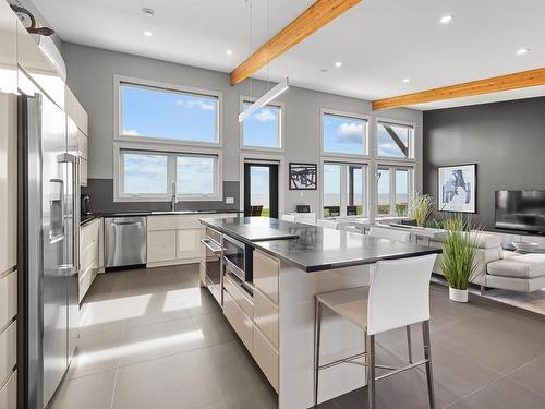 61 Battery Crescent, Georgetown, PE 