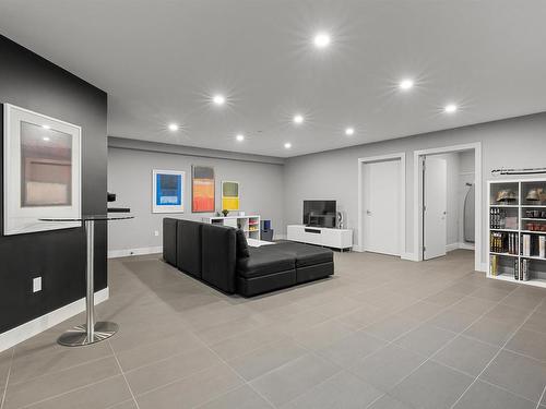 61 Battery Crescent, Georgetown, PE 