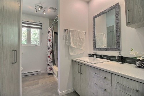 Salle de bains - 5 Rue St-Joseph, Laverlochère-Angliers, QC - Indoor Photo Showing Bathroom