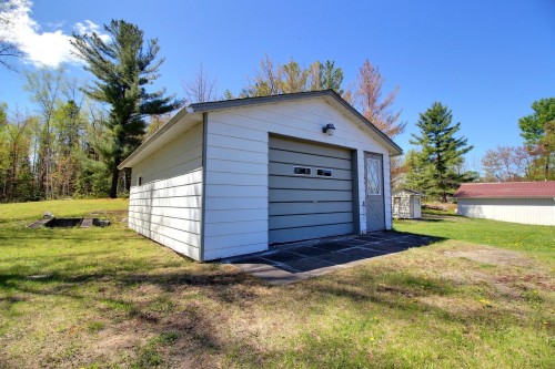 Garage - 5 Rue St-Joseph, Laverlochère-Angliers, QC - Outdoor With Exterior