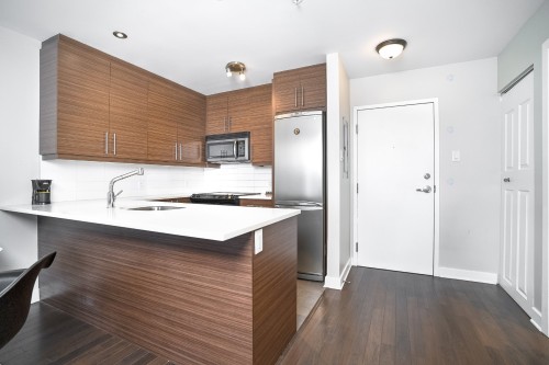 Cuisine - 311-7000 Rue Allard, Montréal (Lasalle), QC - Indoor Photo Showing Kitchen