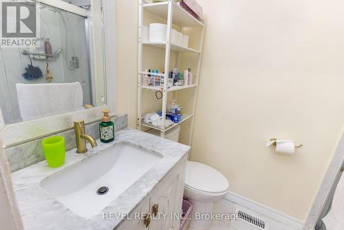 1518 Woodruff Crescent, Pickering, ON - Indoor Photo Showing Bathroom