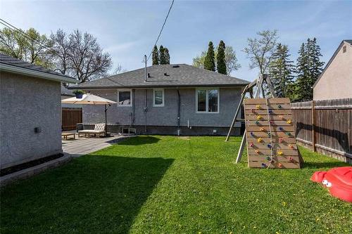 1007 Talbot Ave, Winnipeg, MB 