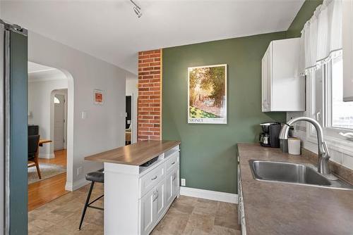 1007 Talbot Ave, Winnipeg, MB 