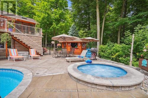 5590 Steeles Avenue W, Milton, ON - Outdoor With In Ground Pool With Deck Patio Veranda