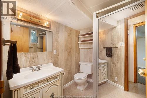 3668 Mckay, Windsor, ON - Indoor Photo Showing Bathroom