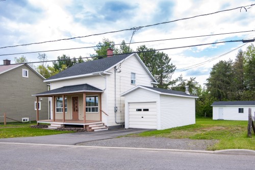 335 Rue de l'Église  Saint-Bruno-De-Kamouraska, QC G0L 2M0