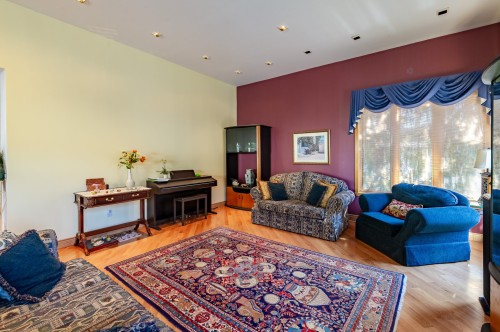 Salon - 7935 Rue Rostand, Brossard, QC - Indoor Photo Showing Living Room