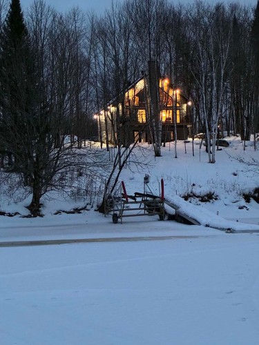 Bord de l'eau - 4 Ch. Des Contes, Notre-Dame-De-Pontmain, QC 