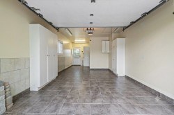 Garage - 