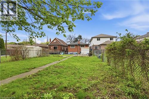 18 Ferrie Street W, Hamilton, ON - Outdoor