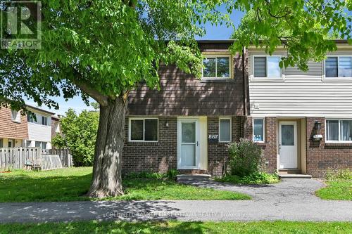 86F SEYTON DRIVE  Ottawa, ON K2H 8W5