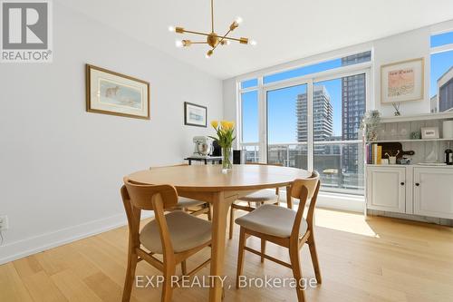 Ph20 - 230 King Street E, Toronto (Moss Park), ON - Indoor Photo Showing Dining Room
