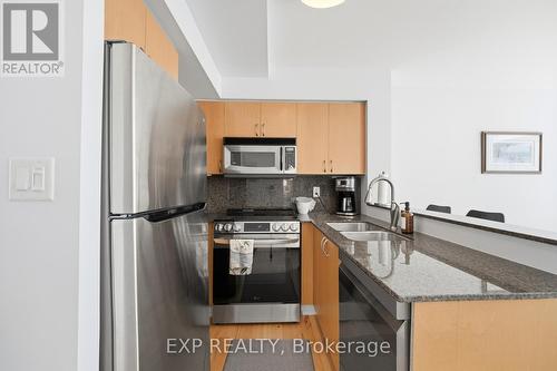 Ph20 - 230 King Street E, Toronto (Moss Park), ON - Indoor Photo Showing Kitchen With Double Sink