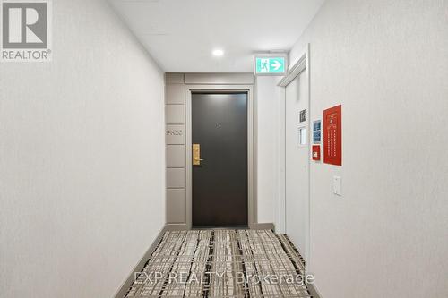 Ph20 - 230 King Street E, Toronto (Moss Park), ON - Indoor Photo Showing Other Room