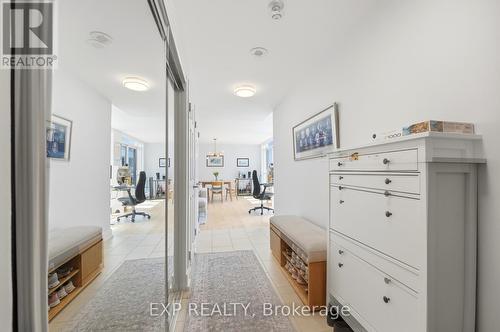 Ph20 - 230 King Street E, Toronto (Moss Park), ON - Indoor Photo Showing Other Room