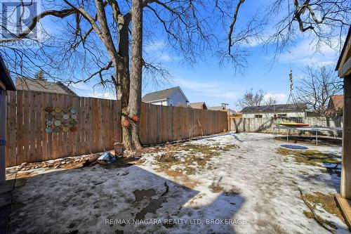 4919 Huron Street, Niagara Falls (Cherrywood), ON - Outdoor