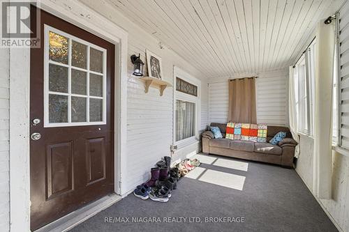 4919 Huron Street, Niagara Falls (Cherrywood), ON - Outdoor With Exterior