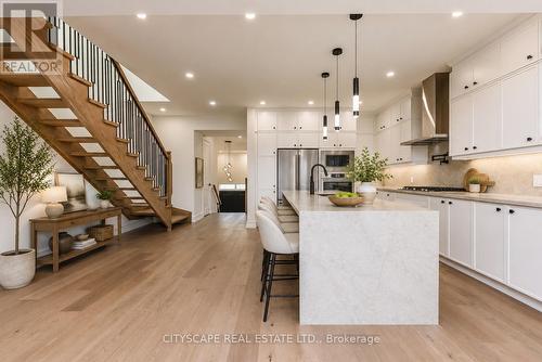 956 Fourth Street, Mississauga, ON - Outdoor With Facade