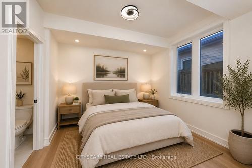 956 Fourth Street, Mississauga, ON - Indoor Photo Showing Bathroom