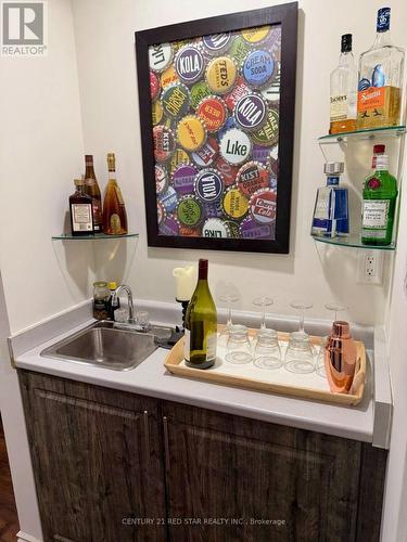 441 Bergamot Avenue, Milton, ON - Indoor Photo Showing Kitchen
