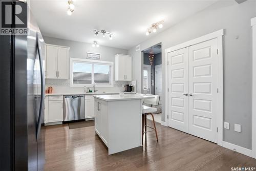 4031 Centennial Drive, Saskatoon, SK - Indoor Photo Showing Kitchen With Upgraded Kitchen