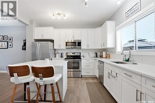 4031 Centennial Drive, Saskatoon, SK - Indoor Photo Showing Kitchen